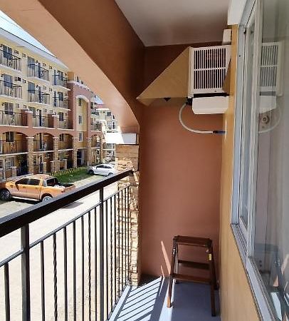 Mikaela's Crib- 1 Bedroom flat @ Arezzo Place Condominium Davao City Exterior foto